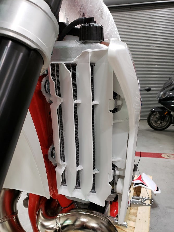 Beta Radiator Flap Beta 300|250RR (20-), 200|125RR (20-) Radiator (Left) – Sierra ...