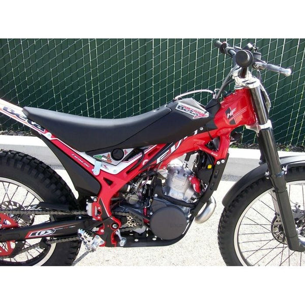 beta motorcycle trials helmet Beta Trial Evo Long Range Tank/Seat Combo – Sierra Motorcycle Supply