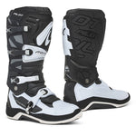 Forma Pilot Black/White Boots