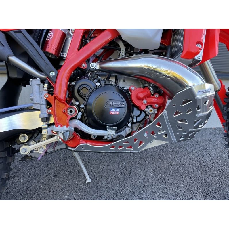 P-Tech Beta 300RR|RX|250RR (23-) Aluminum Skid Plate with Pipe & Linka ...
